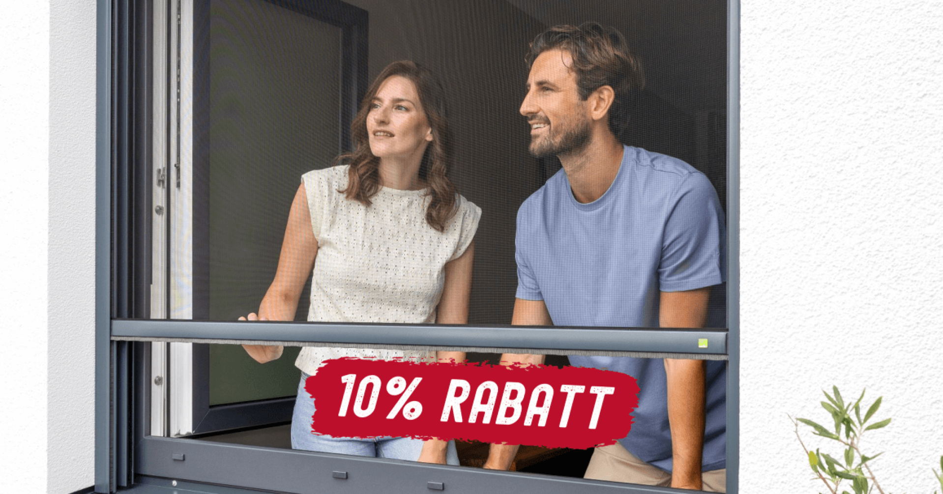 Insektenschutzrollo am Fenster mit 10% Rabatt Hinweis
